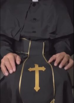 Para expiar mis pecados, el cura me cogio 4