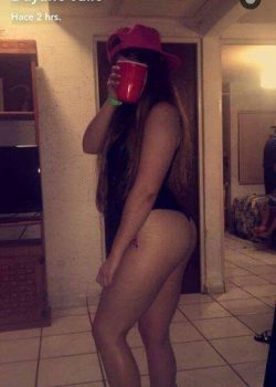 Mi compa de la prepa me manda nudes 2
