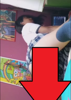 Video sin censura de Colegiala XXX metiendose cepillo 14