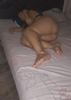 Culona cogiendo en el cuarto bien duro 7