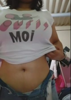 Que ricas tetas tiene mi mejor amiga (se turba) 12