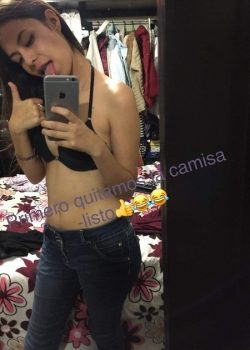 Flaquita de ricas chichis es filtrada por su ex 3