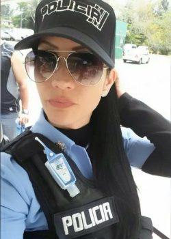 Me cogi a la policia de la cuadra, que rico gime! 7