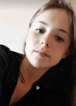 Rubia hace una rica mamada y se toma la lechita calentita 2