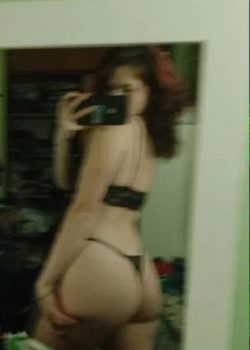 Blanquita moviendo el culazo en motel + videos 12