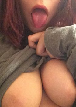 Pack de nudes de timida Colegiala XXX mostrando las tetasas 11