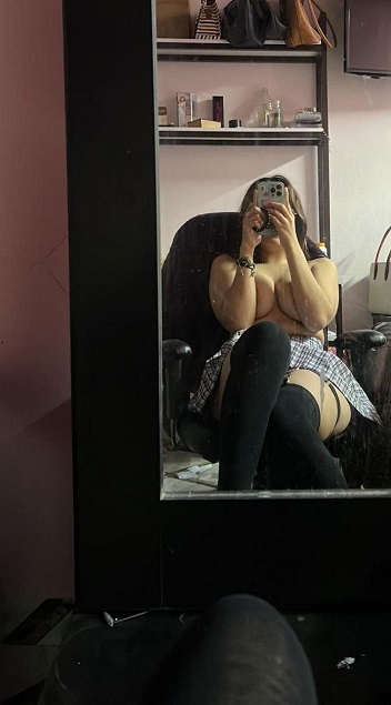 Rica sesion de sexo anal con mi compañera de clases 10
