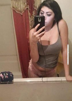 Se filtro al pack de nudes de mi compañera de la uni 4