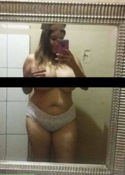 Pack de nudes y video de tetona que te dejara babeando 4