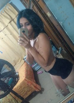 Morrita viral de facebook siendo cogida en su cuarto 10